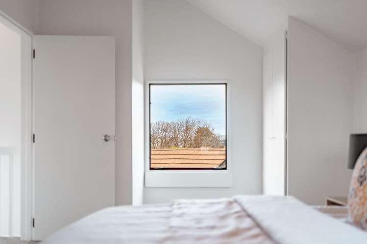 4/16 Derby Street Saint Albans_27