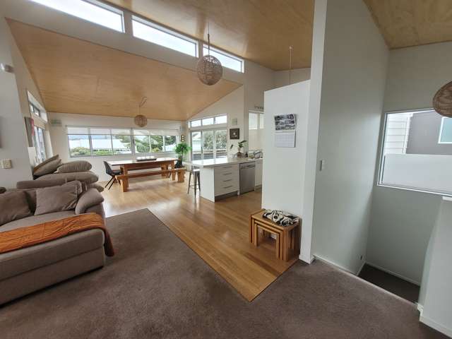 316B Ocean Road Whangamata_2