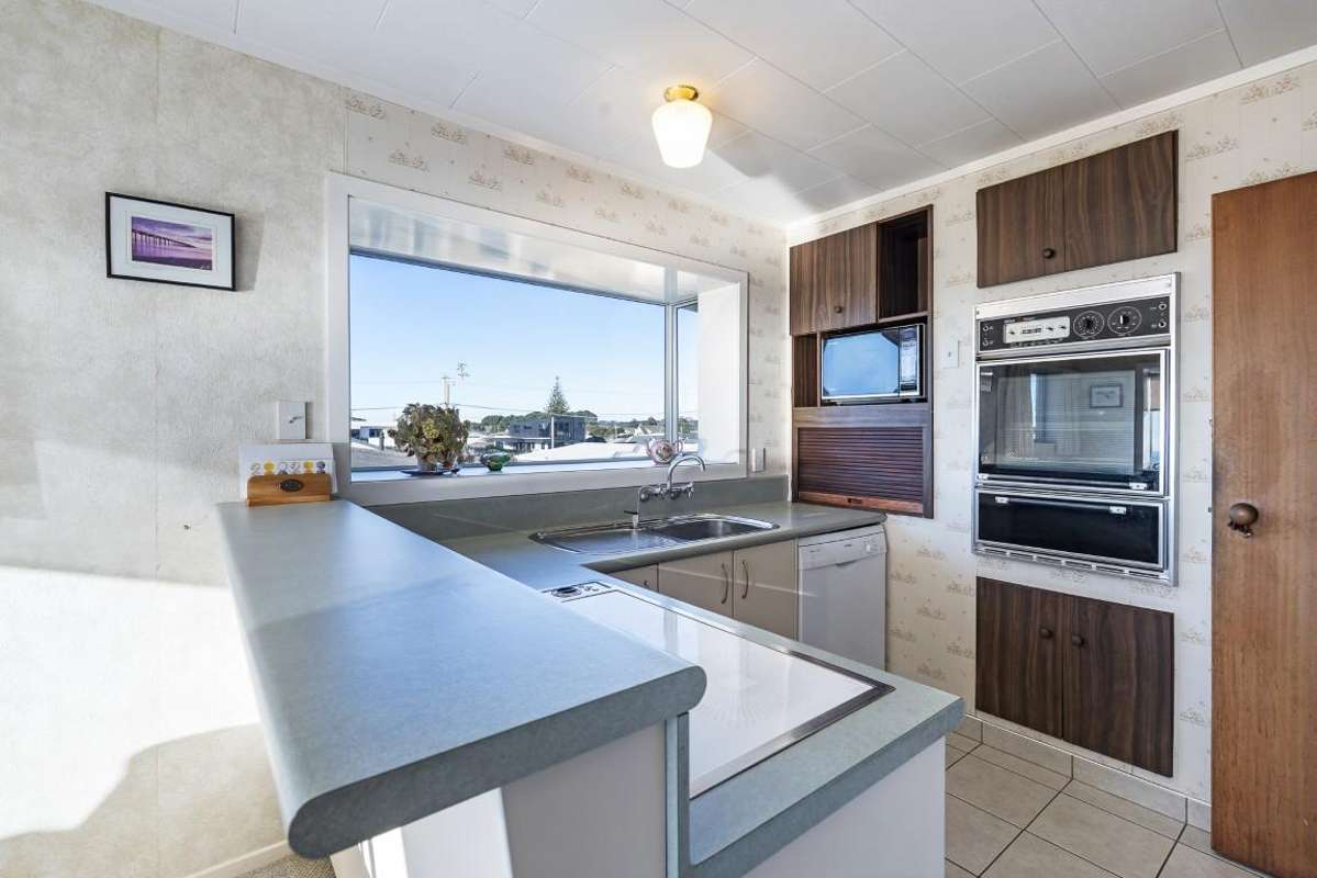 3/12 Beach Street_3