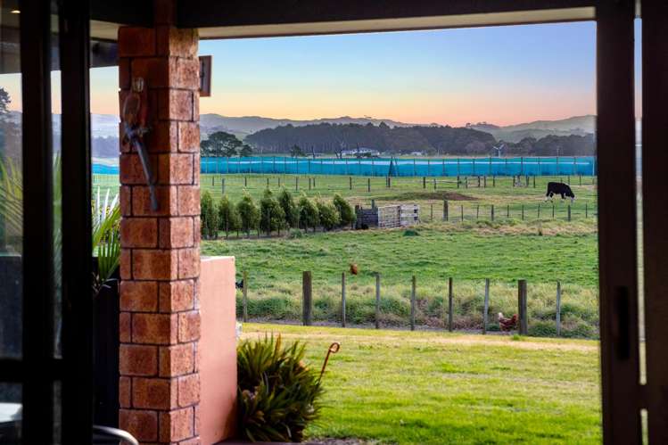 34 Taurangaruru Road Waiuku_13