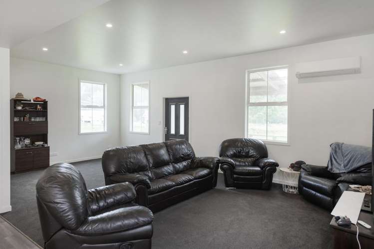 1733 Waingake Road Waingake_3