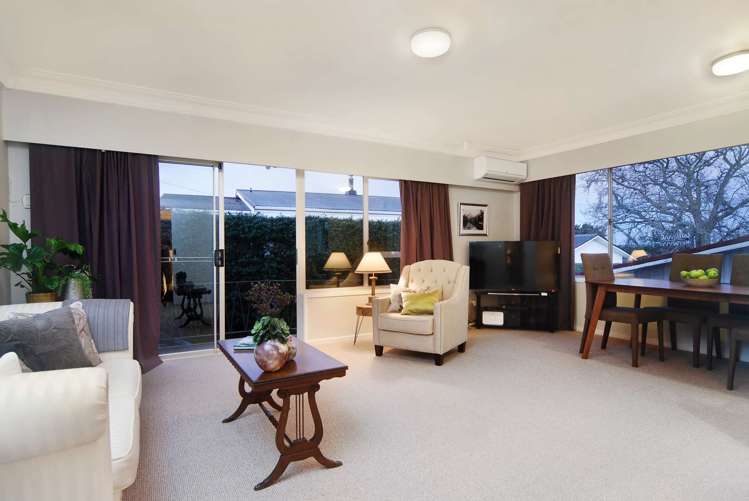 2/16 Walter Macdonald Street Howick_0