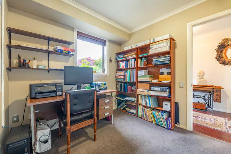 23 Chateau Close Gleniti_13