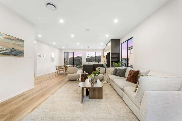 242F West Hoe Heights Orewa_6
