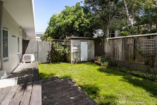 2/1 Hobson Street Thorndon_2