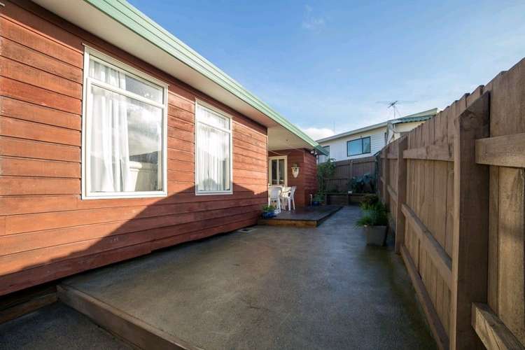 8 Milan Drive Glen Eden_13