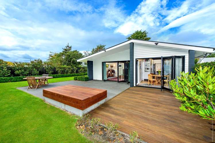 16 Woodbank Street Somerfield_12