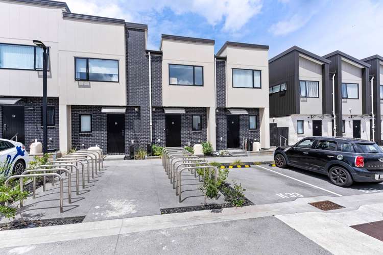 33 Kiato Lane Flat Bush_22