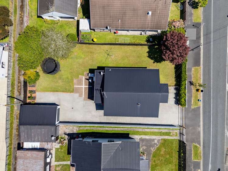 102 Naylor Street Hamilton East_21