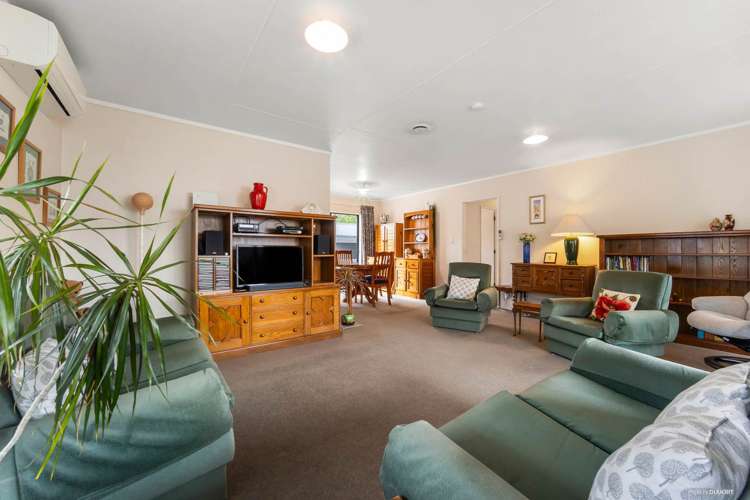 1/33 Newington Road Henderson_2