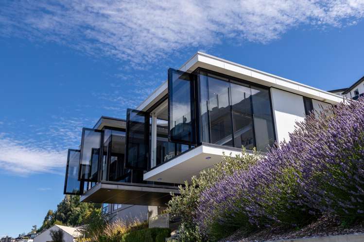 8A Olivers Place Queenstown_39