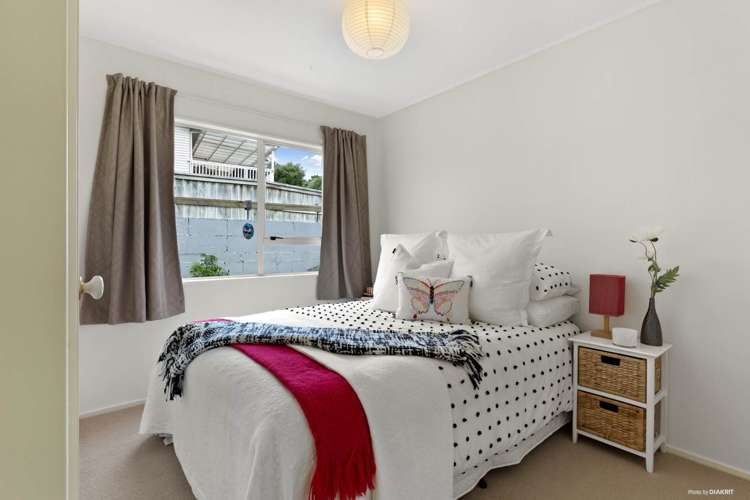 2/21 Alexander Avenue Torbay_6