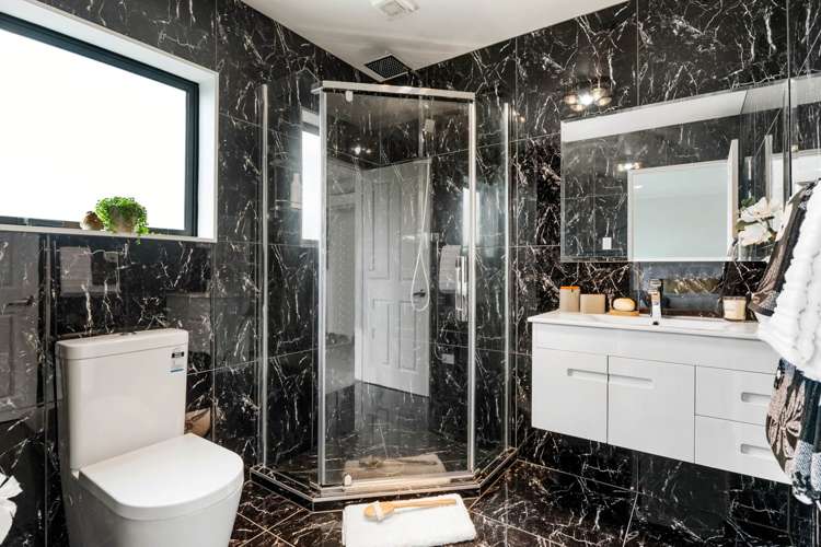 18 Kiwa Crescent Gulf Harbour_10