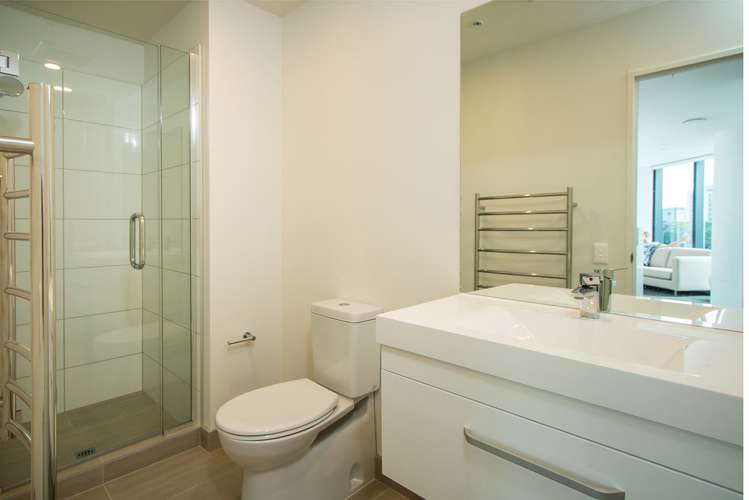 602/18 Saint Martins Lane Grafton_11