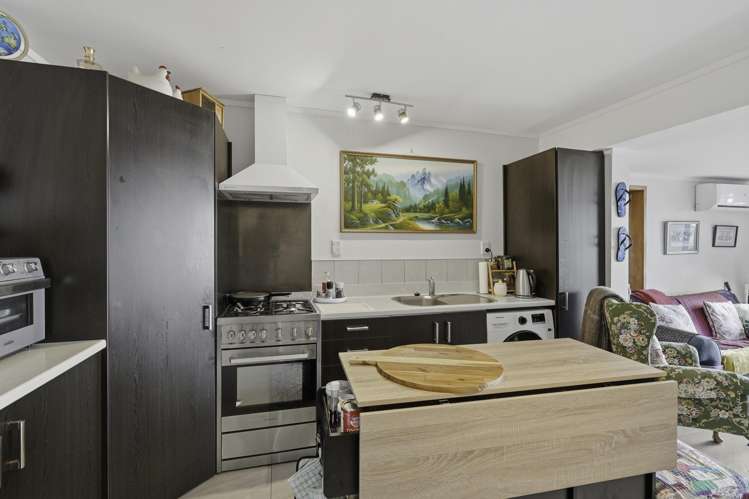 16 Bush Point Road Taipa_30