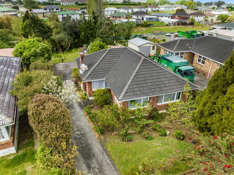 16 Tindall Crescent Otara_10