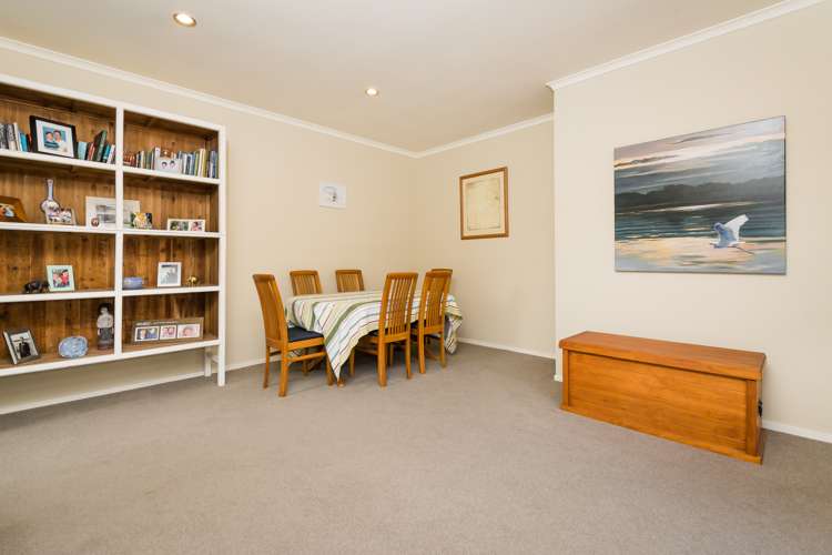 7 Northbrook Close Greenhithe_6