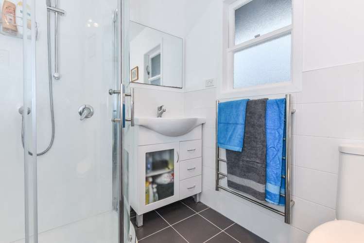 18a Waione Avenue Te Atatu Peninsula_6