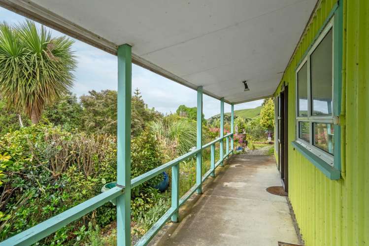 22 Whangaimoana Beach Road Whangaimoana_14