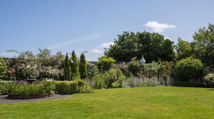 43 Simla Crescent Khandallah_30