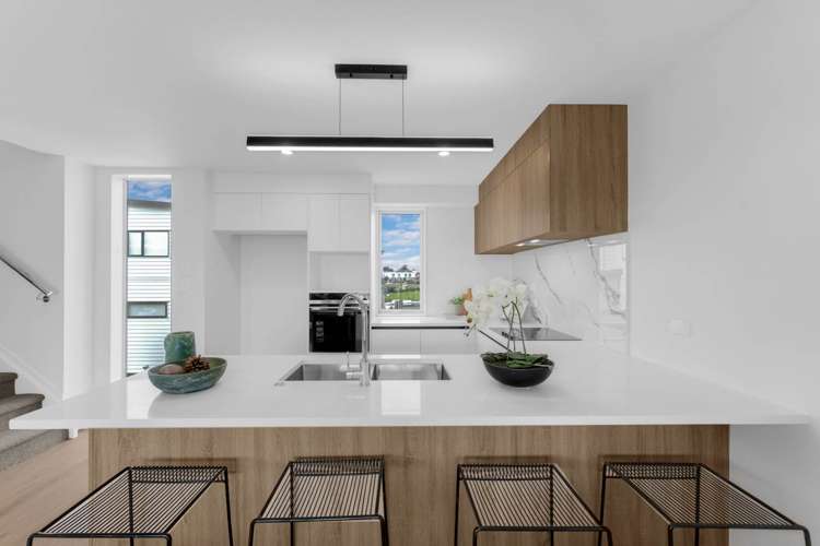 2B, 2F Marion Avenue_1