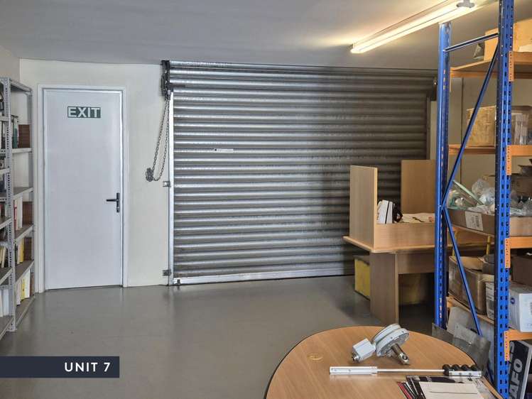 7&9/31 Stevens Street Waltham_4