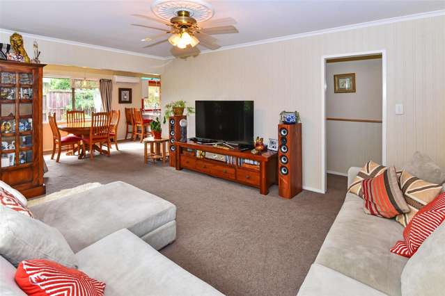 14 Ultima Place Clover Park_2