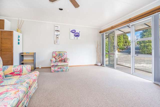 2/63 Fourth Avenue Woodhill_4