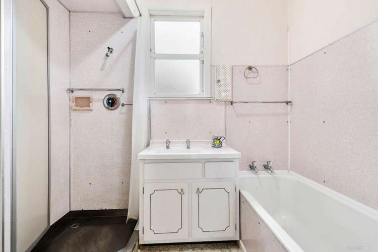 16 Sale Street Cockle Bay_15