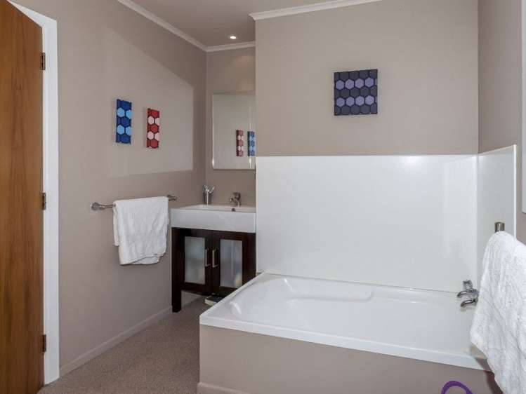 103 Hill Street Thames_13