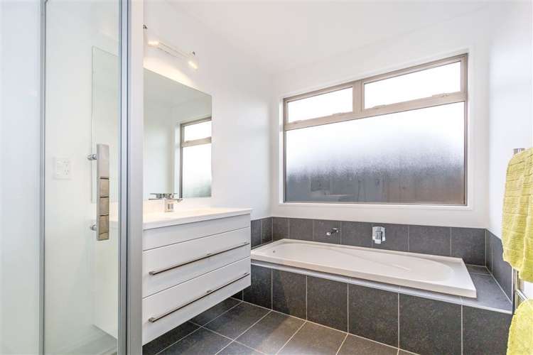 6 Dorothys Way West Melton_16