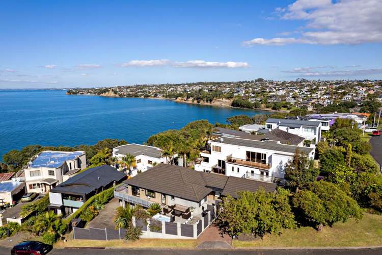 1/27 Churchill Road Murrays Bay_37