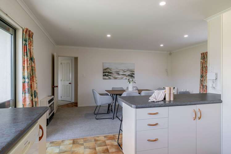 105 Summerhill Drive Fitzherbert_12