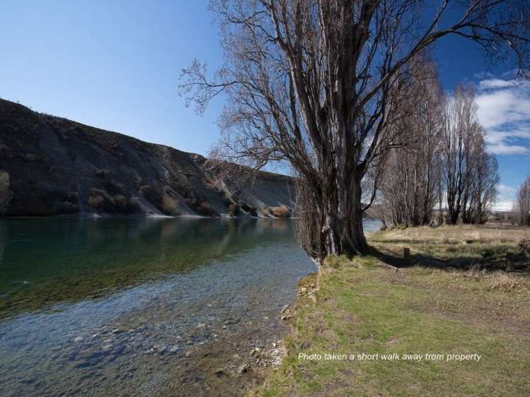 14 Wairau Road Albert Town_12