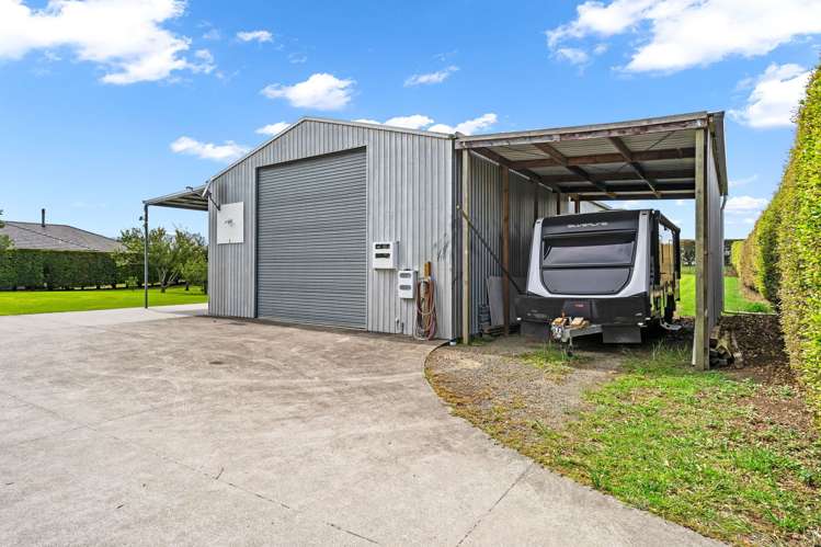 21 Pyle Road East One Tree Point_26