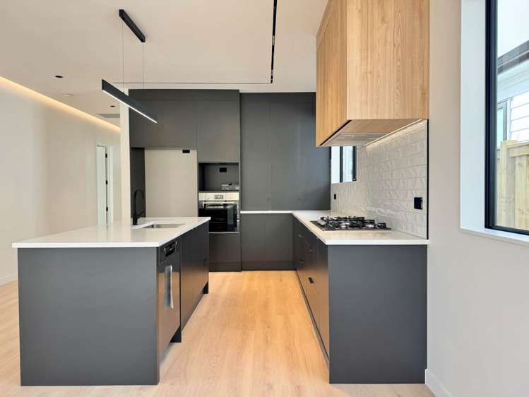 386 Te Taruna Drive_5