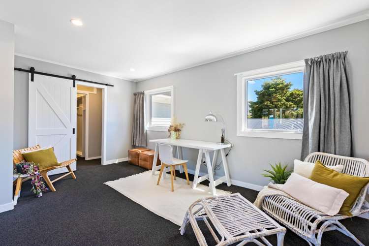 6 Alston Avenue Kelston_12