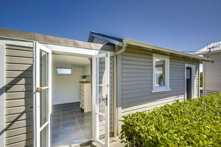 509 Saint Aubyn Street East Hastings_13