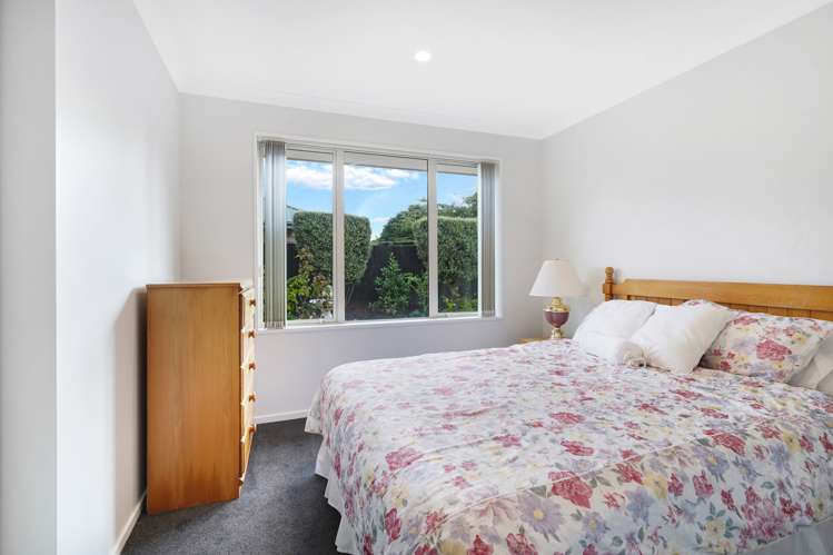 10 Charlie Stanton Place Shirley_12