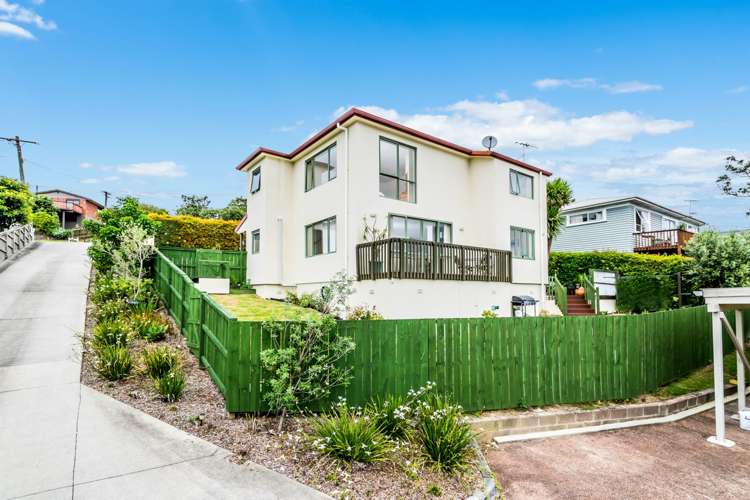 672a Beach Road Browns Bay_1