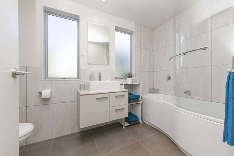 28b Spinnaker Drive Te Atatu Peninsula_13