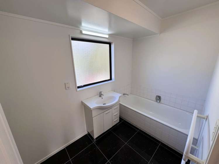 22C Puriri Avenue Greenlane_11