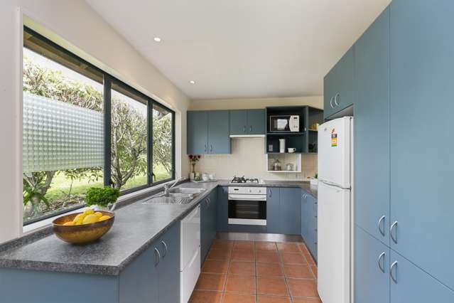 2 Samuel Parnell Road Karori_1