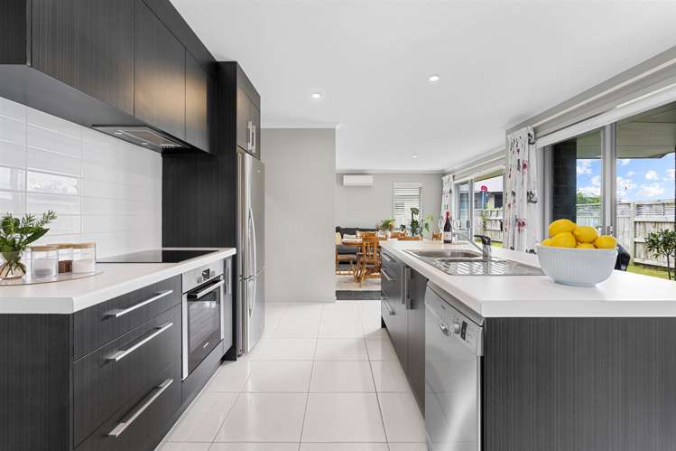 39 Plescher Crescent Leamington_4