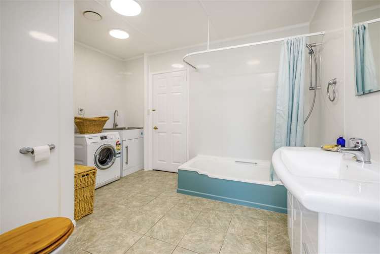 1/10 Coxhead Road Manurewa_8