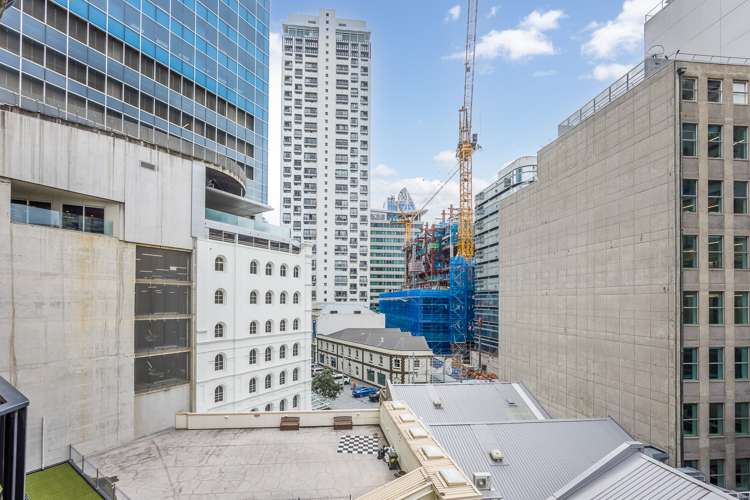 3j/23 Emily Place Auckland Central_5