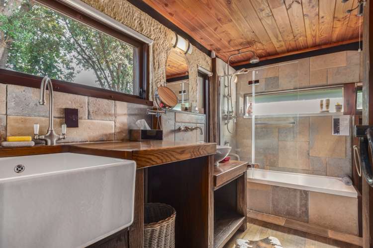 9 Levers Road Matua_25