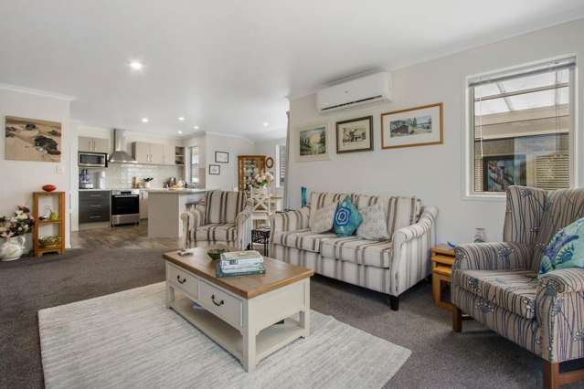 14 Muirfield Crescent Katikati_4