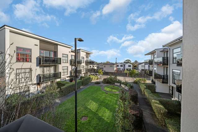 Corner Apartment - Close to Airport