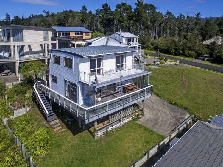 10 Hinemoa Terrace Tairua_10